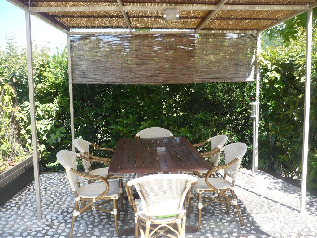 Casa Vacanze Casale al Pino Riparbella Exterior foto