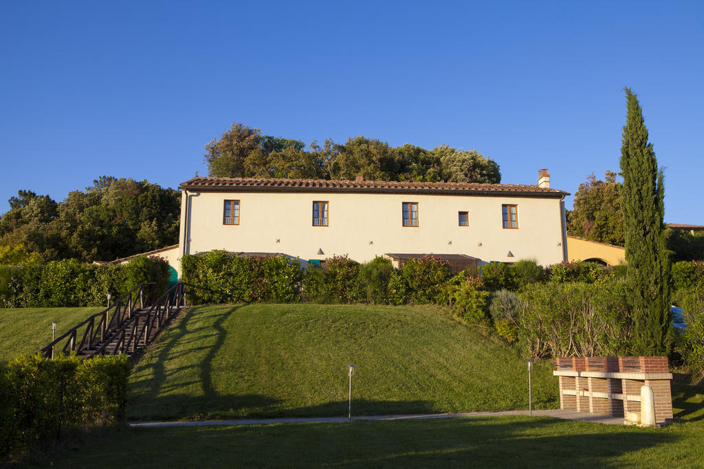 Casa Vacanze Casale al Pino Riparbella Exterior foto
